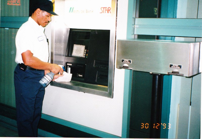 Dịch vụ vệ sinh boot ATM ngân hàng
